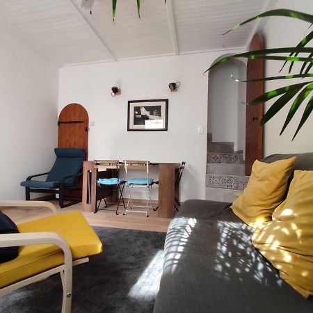 Chambres Tranquilles Proche Centre Ville Arles Exterior photo