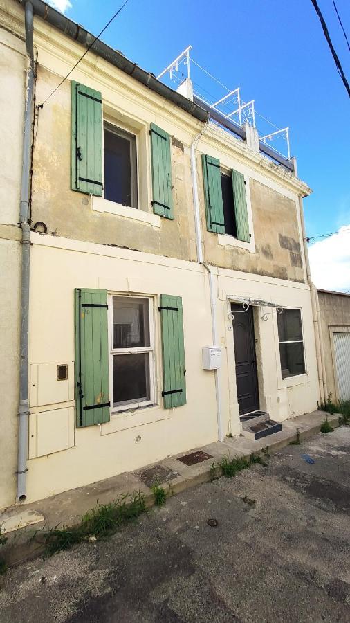 Chambres Tranquilles Proche Centre Ville Arles Exterior photo