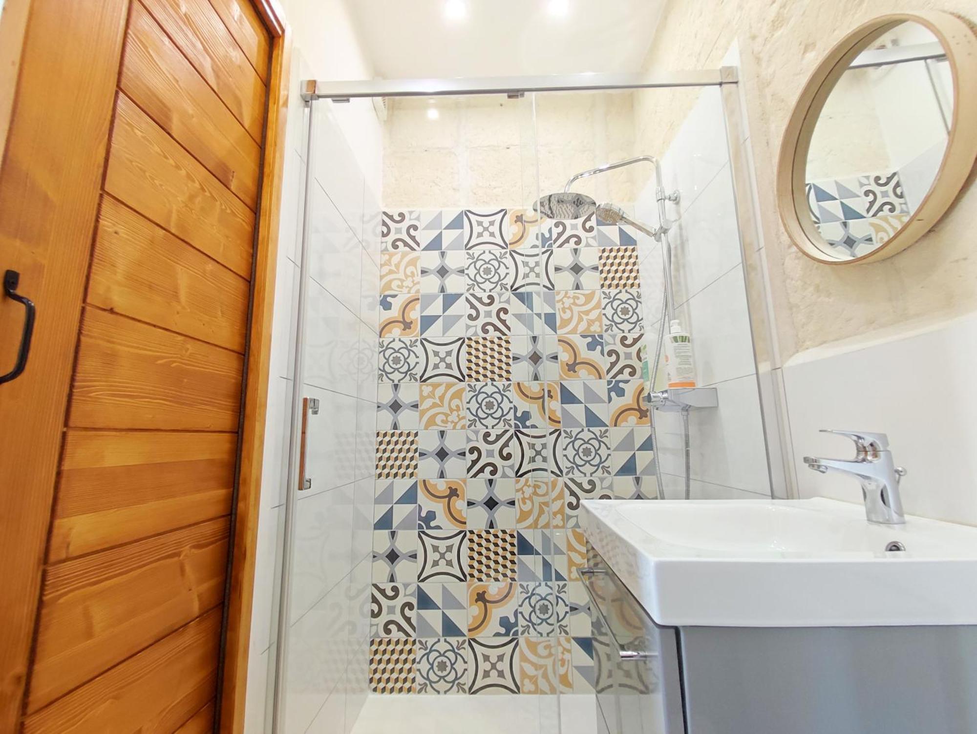 Chambres Tranquilles Proche Centre Ville Arles Exterior photo
